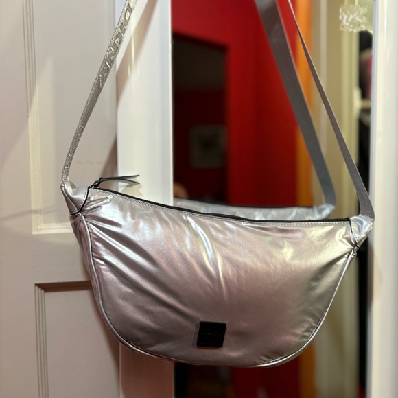 DKNY Silver Crossbody Bag NWOT - Picture 1 of 7